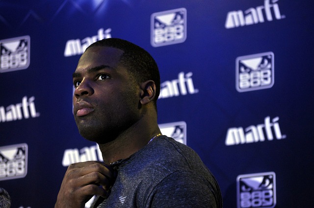 定是一場硬 定是一場硬